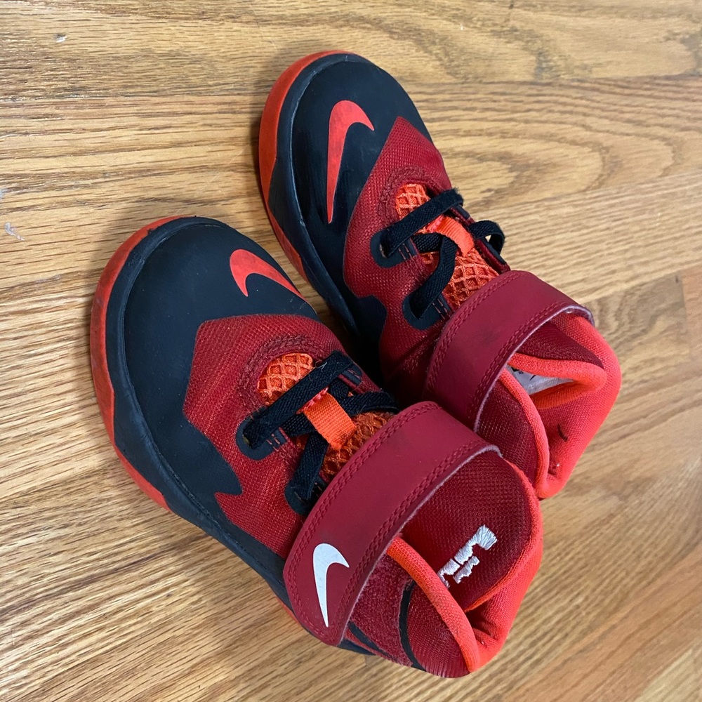 Toddler red nike. Clean great condition